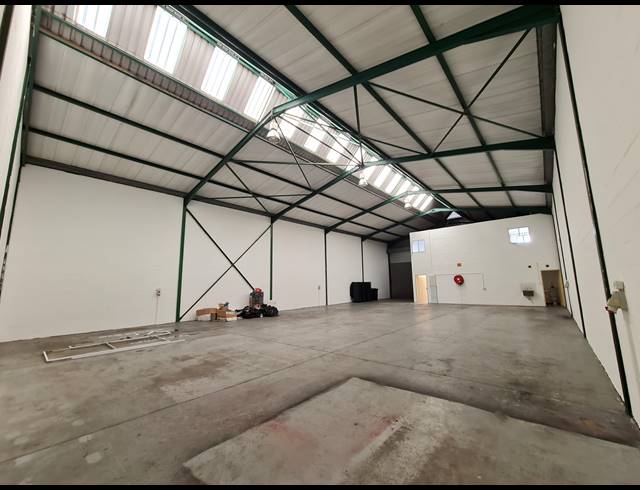 395M² WAREHOUSE RENTED IN KILLARNEY GARDENS